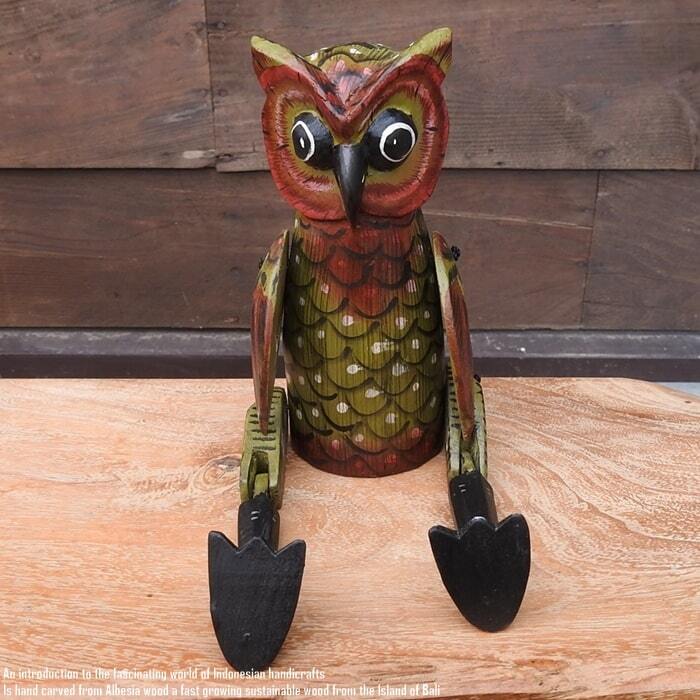 お座り フクロウさん Mサイズ 手足が動かせる木彫りの動物 ウェルカム