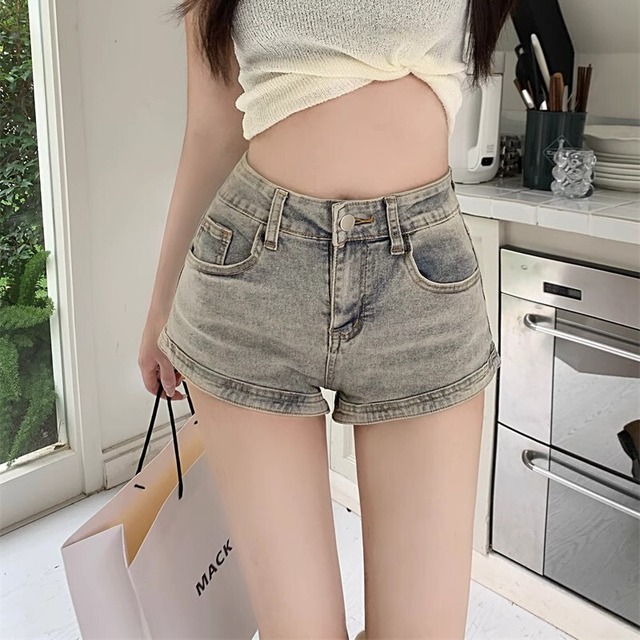 ホットパンツ エ