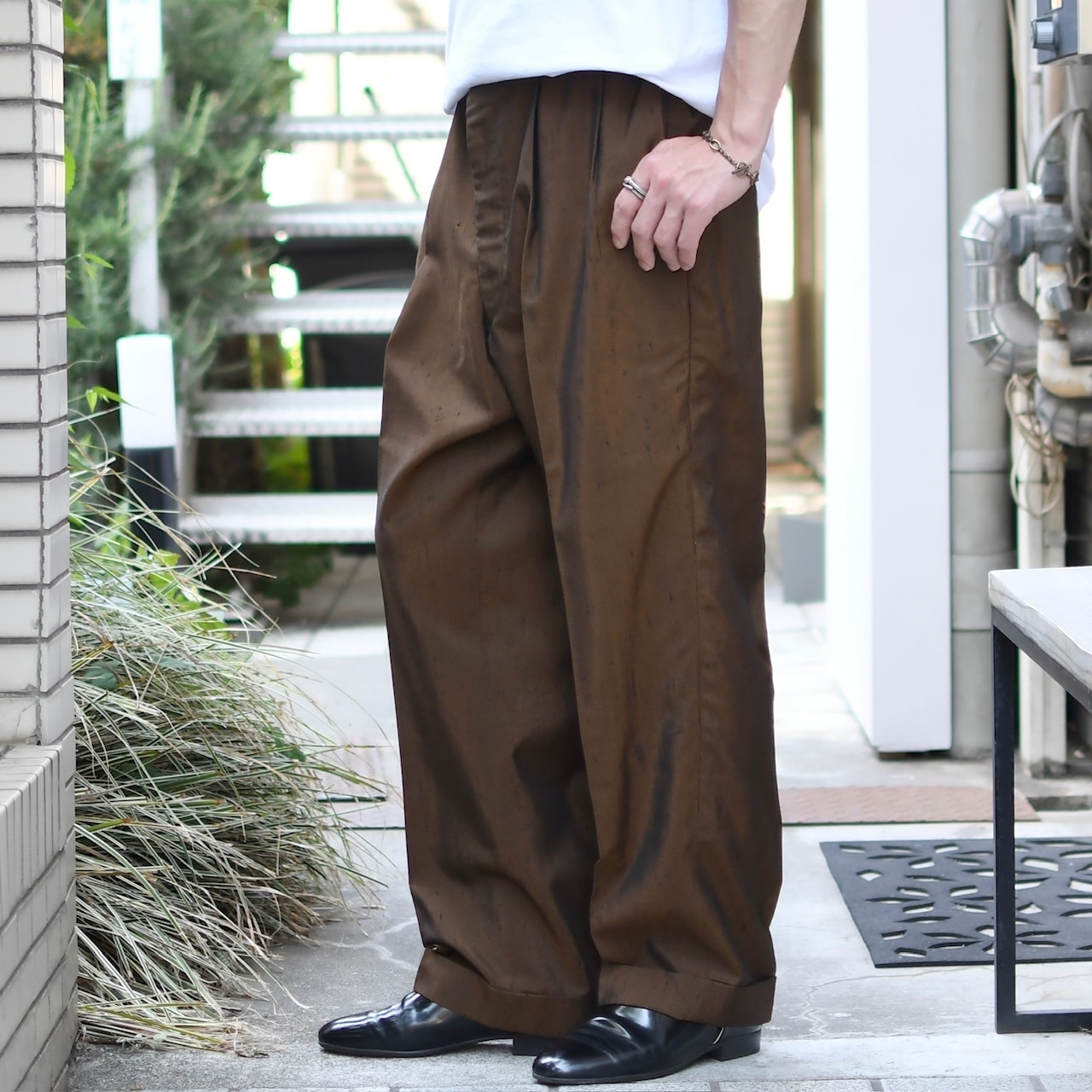 60's iridescence tuck slacks brown