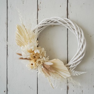 WHITE PALM WREATH