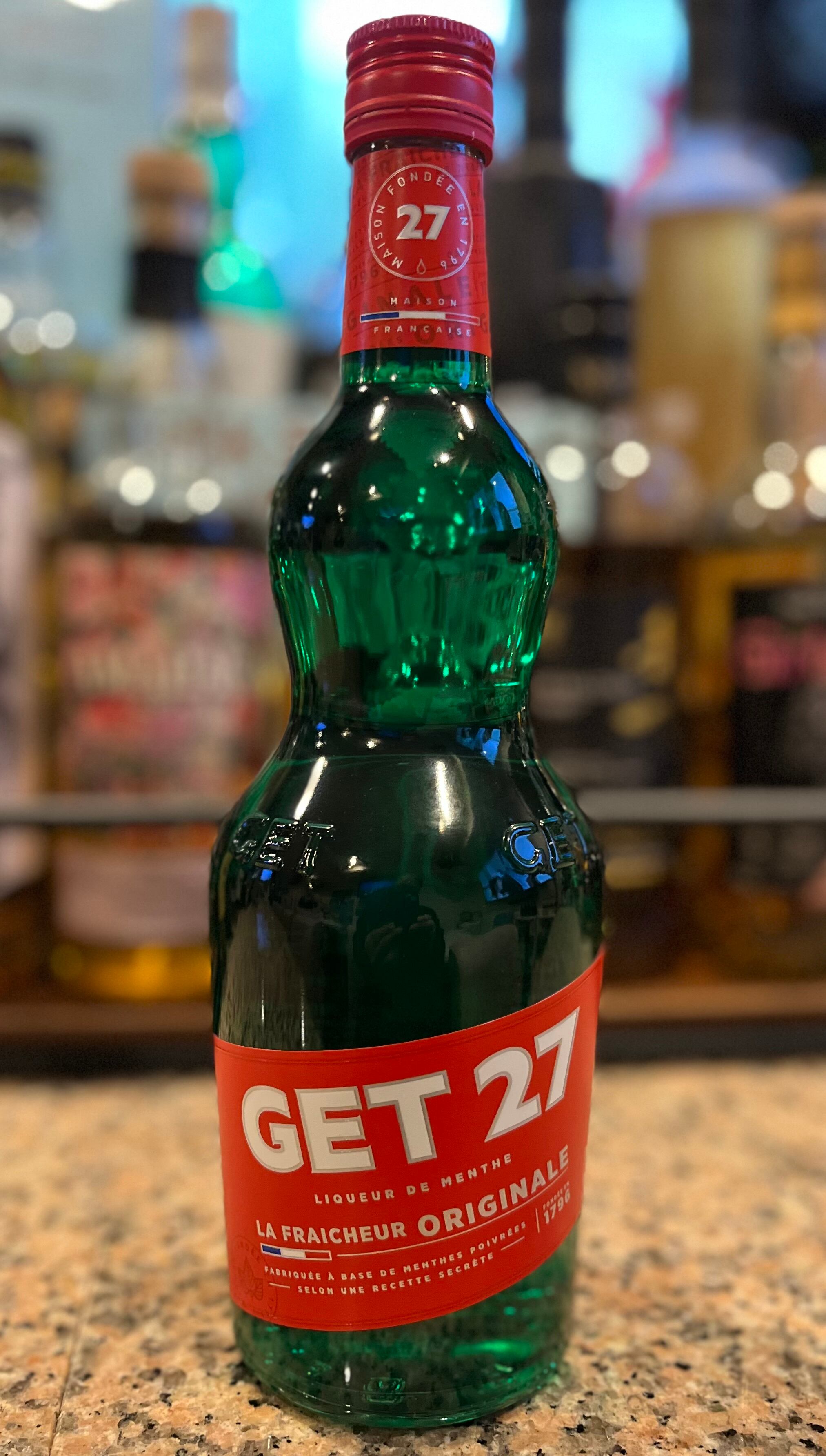 希少な旧ボトル❗️】バスカー シングルグレーン 700ml. 44.3