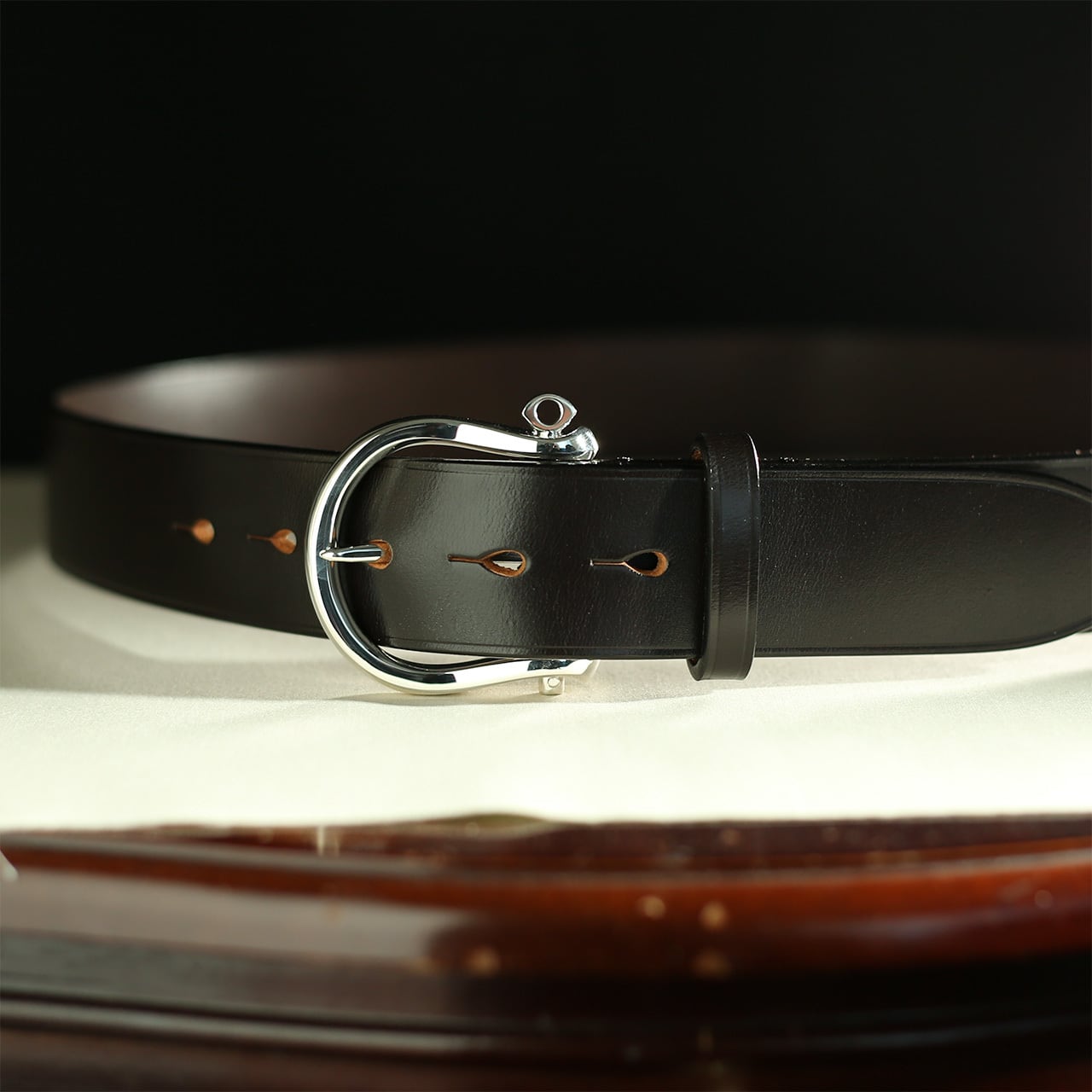 STERLING SILVER】 SHACKLE BUCKLE 35 BELT | LONESOME．