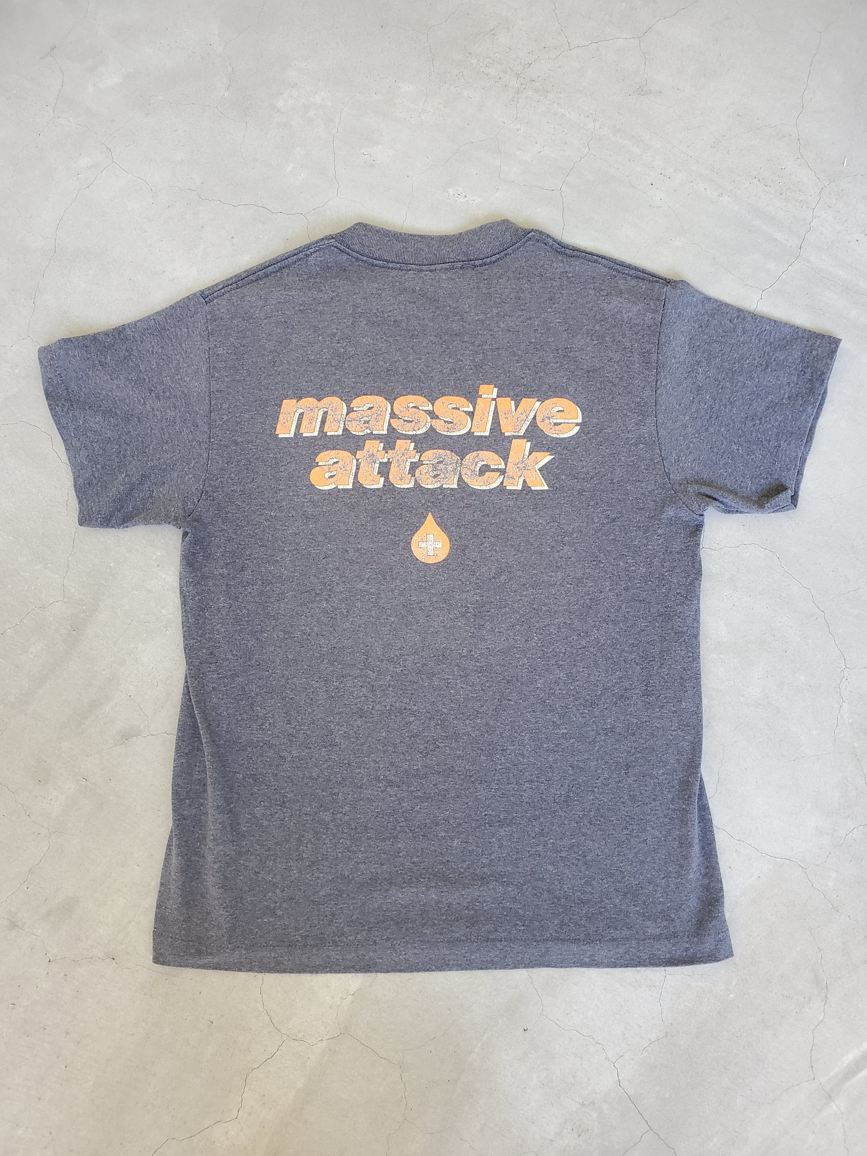 VINTAGE ヴィンテージ 90S MASSIVE ATTACK マッシブアタック ロゴプリント半袖Tシャツ カットソー