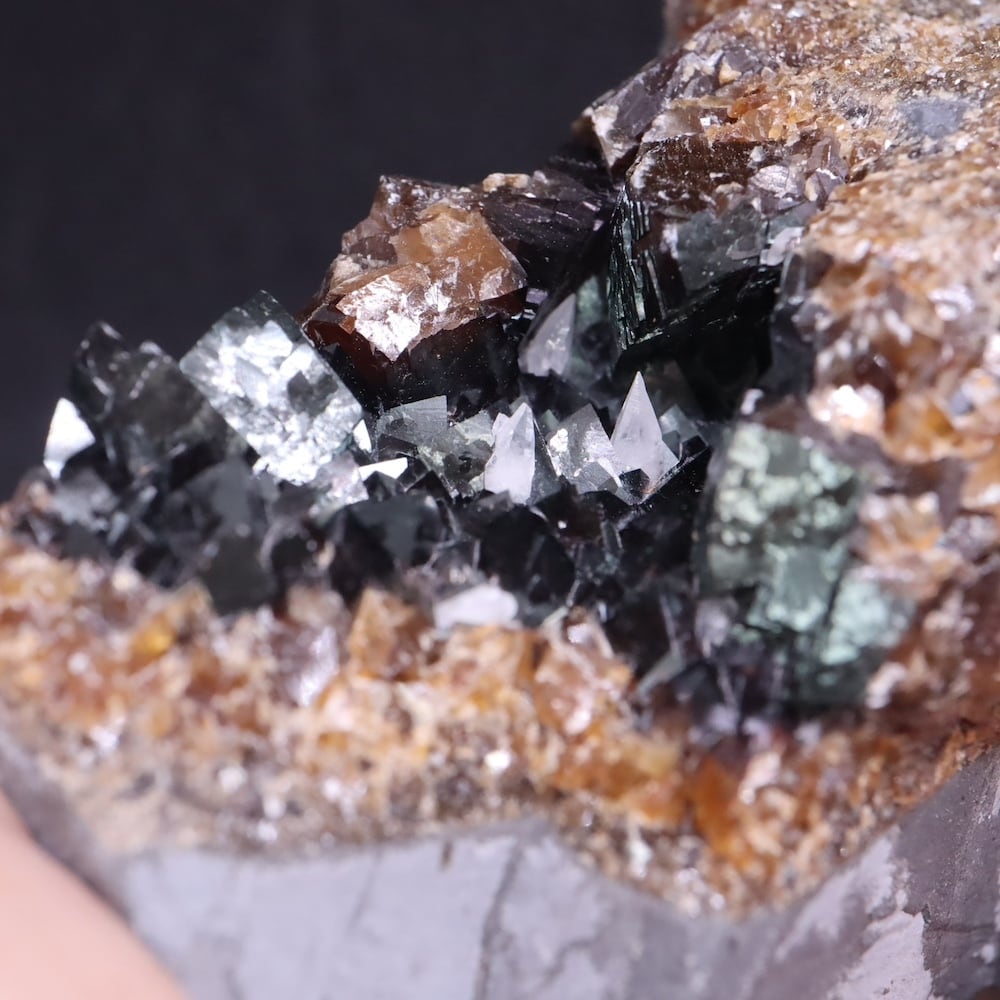 希少！アイオワ州産 イリデッセント カルサイト 原石 519.3g