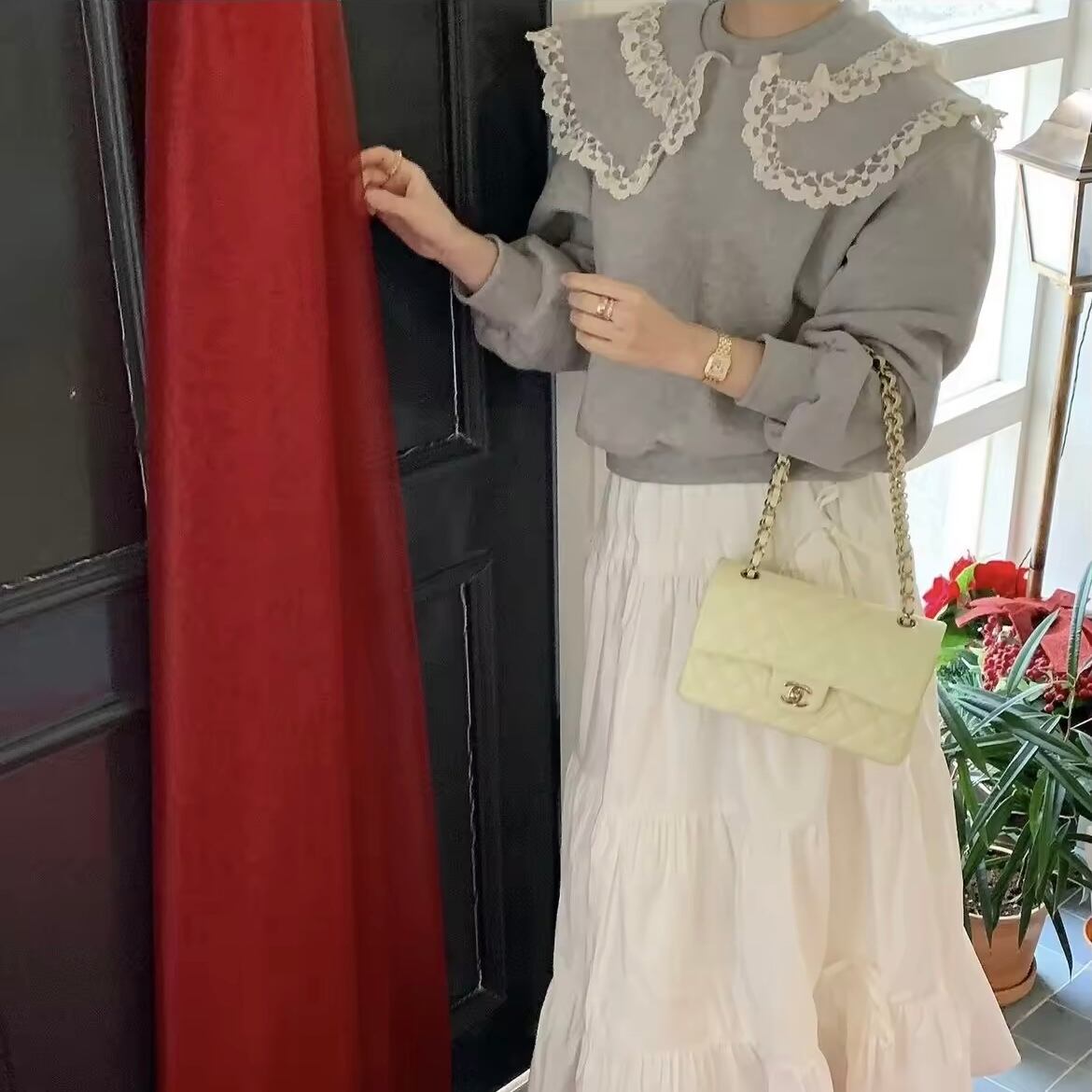 フリルビッグカラースウェット