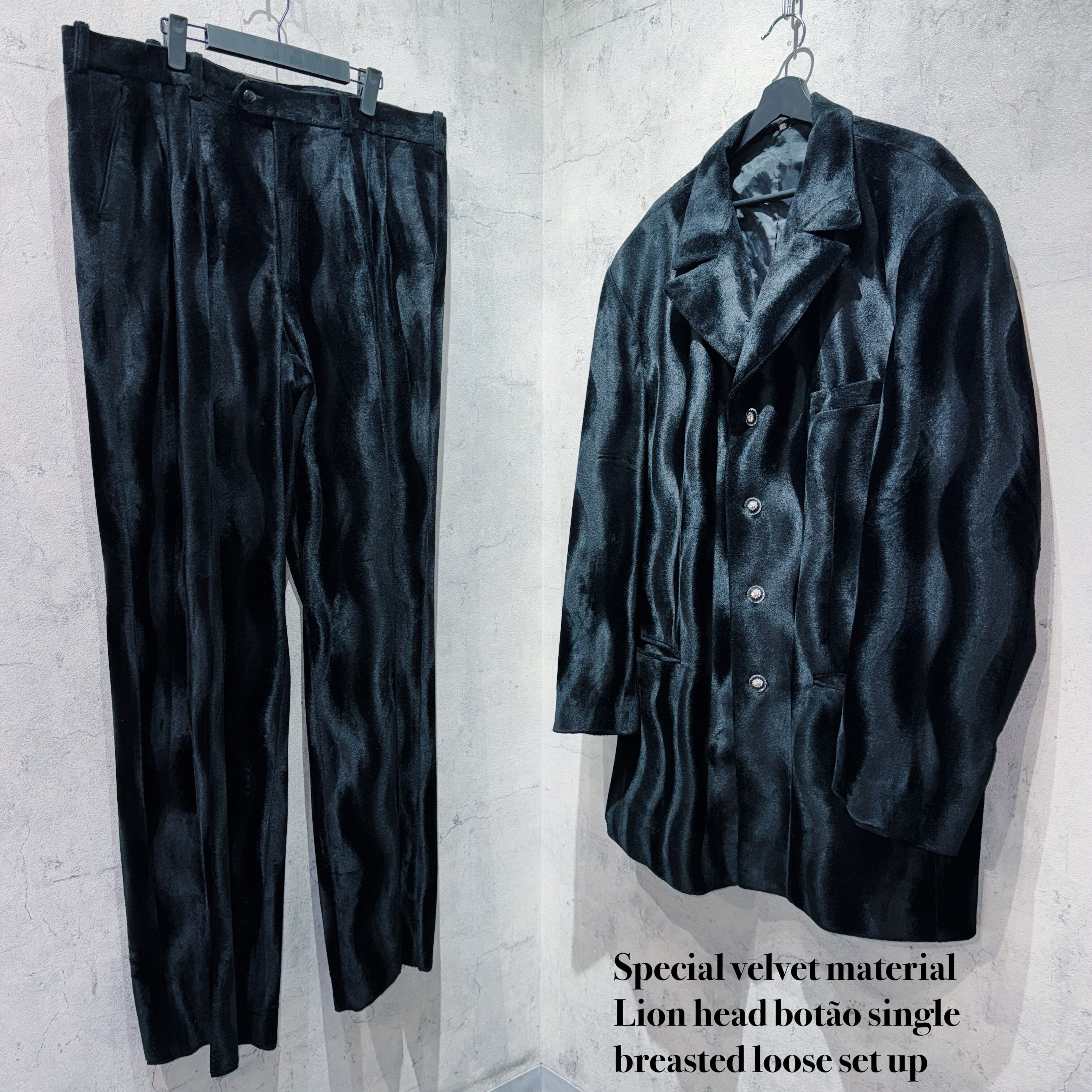 Special velvet material Lion head botão single breasted loose set up