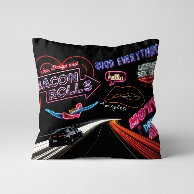 PSYCHEDELIC BULL - クッション - Cushion