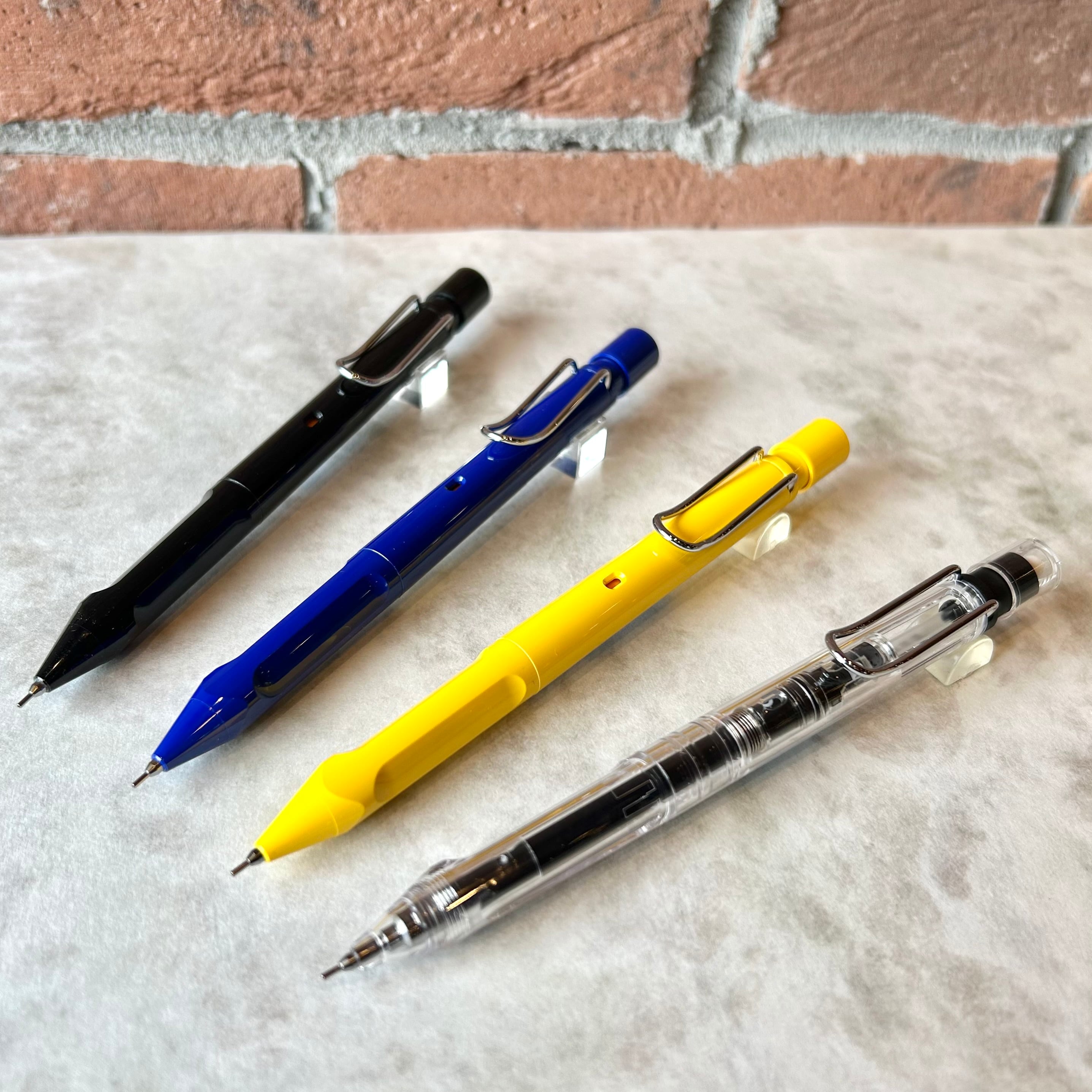 三菱「ラミー サファリ クルトガインサイド」／0.5シャープペンシル