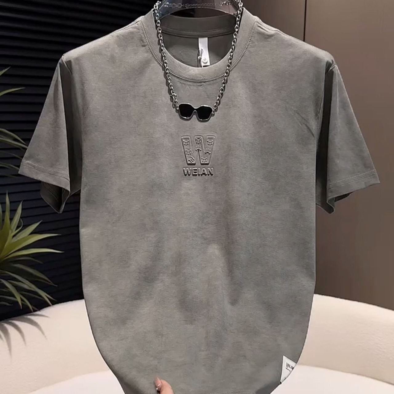 Casual short-sleeved T-shirt with letter print design(MT1217)