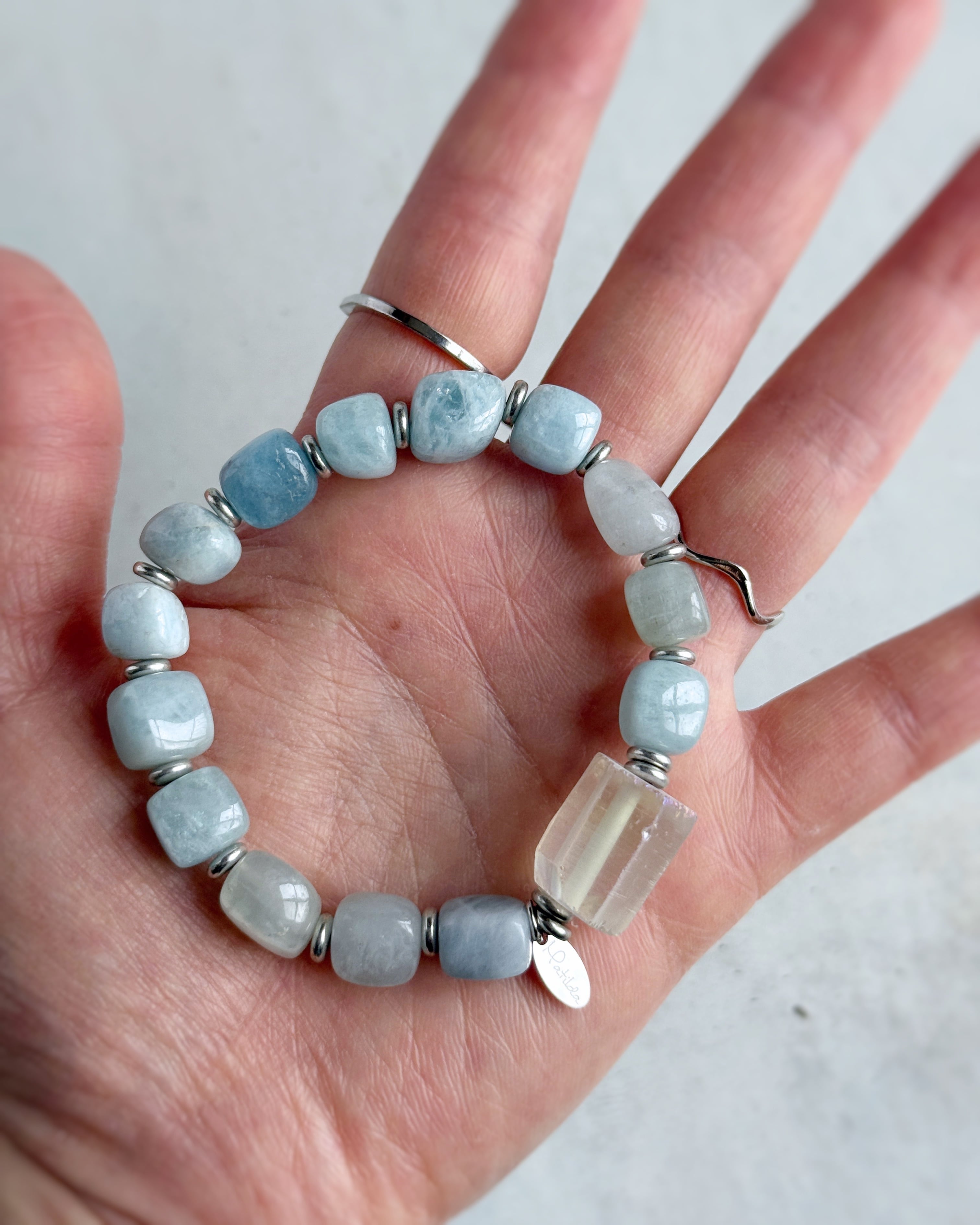 bicolor bracelet(アクアマリン×クォーツ)