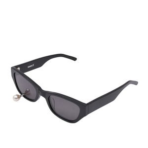 【KIMHEKIM】PEARL TEAR CAT-EYE SUNGLASSES
