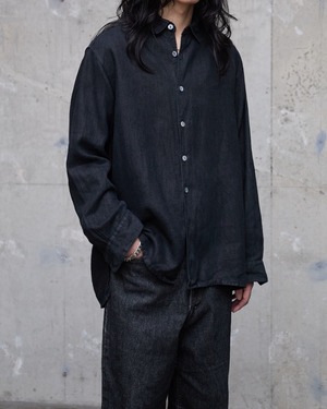 wide fit black linen shirt / box silhouette / From EUROPE