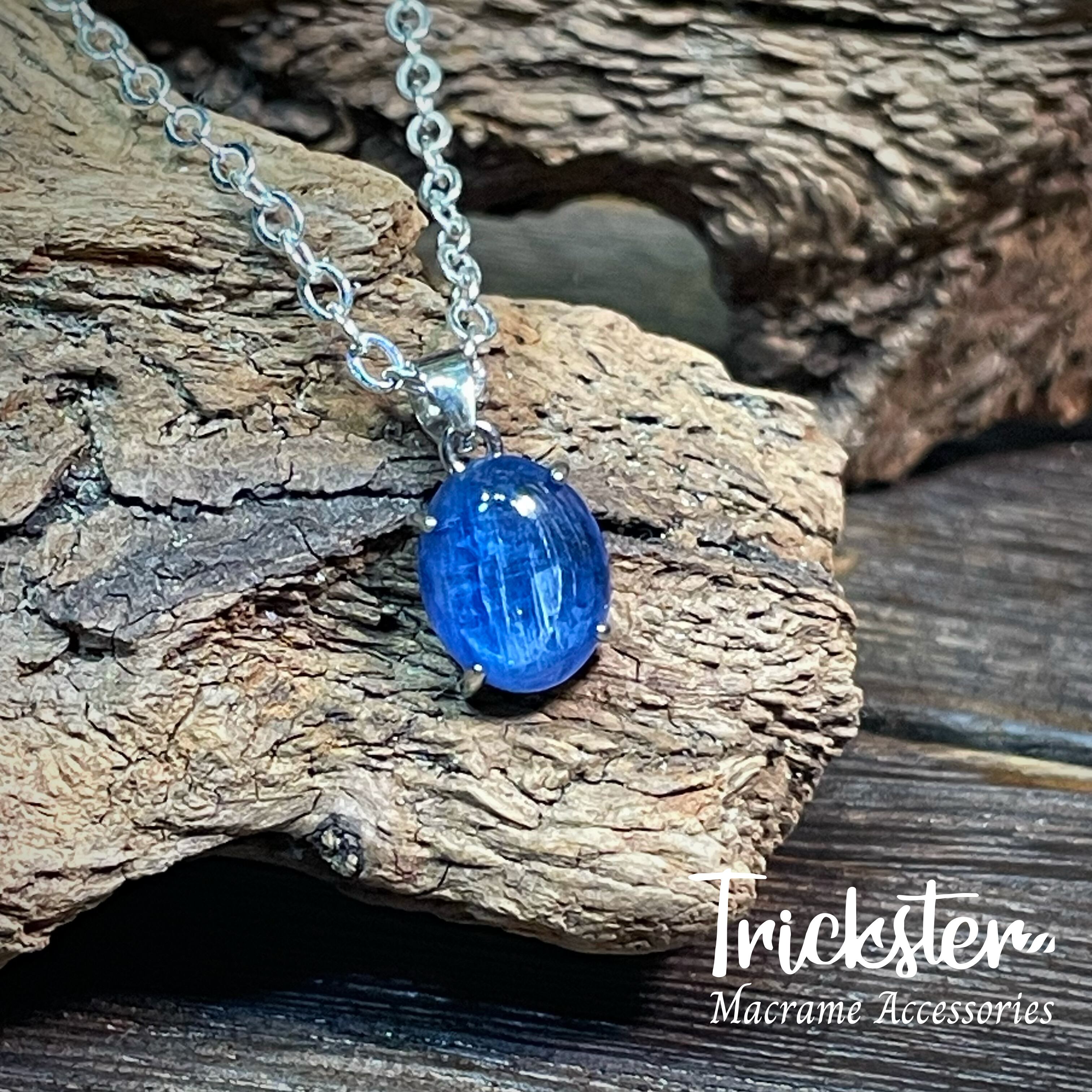 カイヤナイト ペンダント T211 | Trickster マクラメアクセサリー