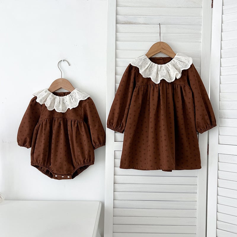 ベビーキッズ女の子100％フリル襟付きリンクコーデ ロンパース