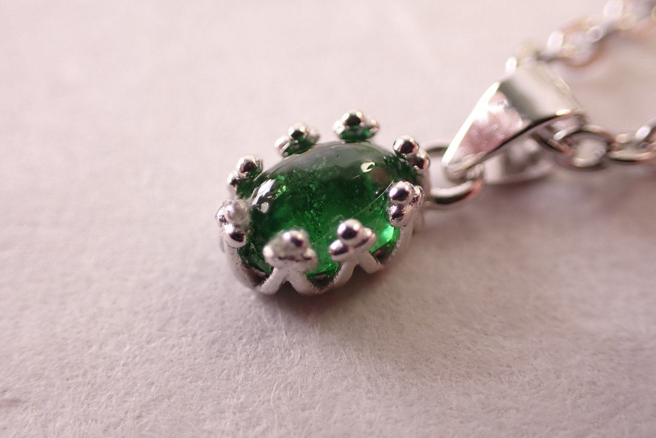 ツァボライトネックレス　0.65ct [D12‐106]