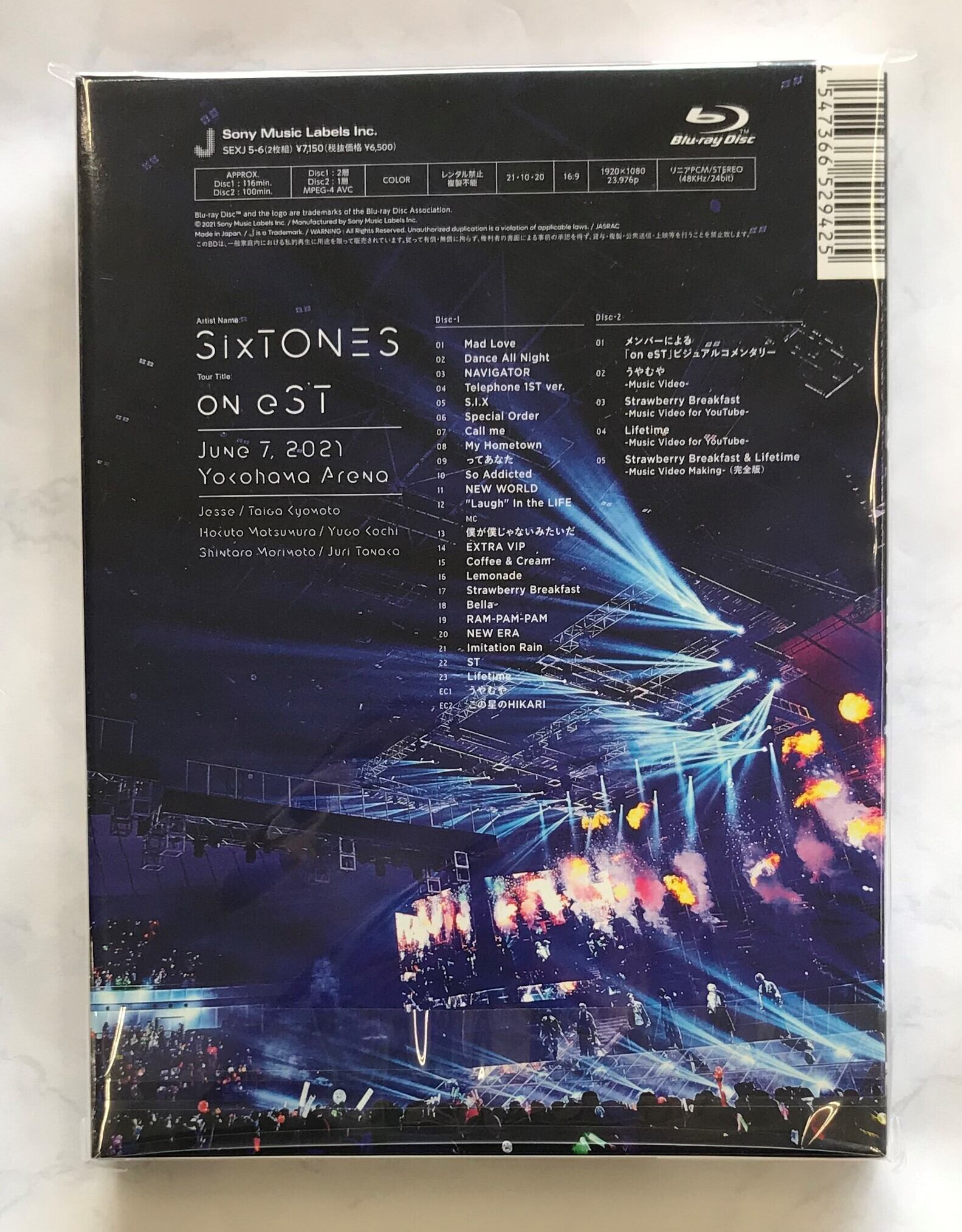 SixTONESSixTONES/on eST Blu-ray 2形態セット