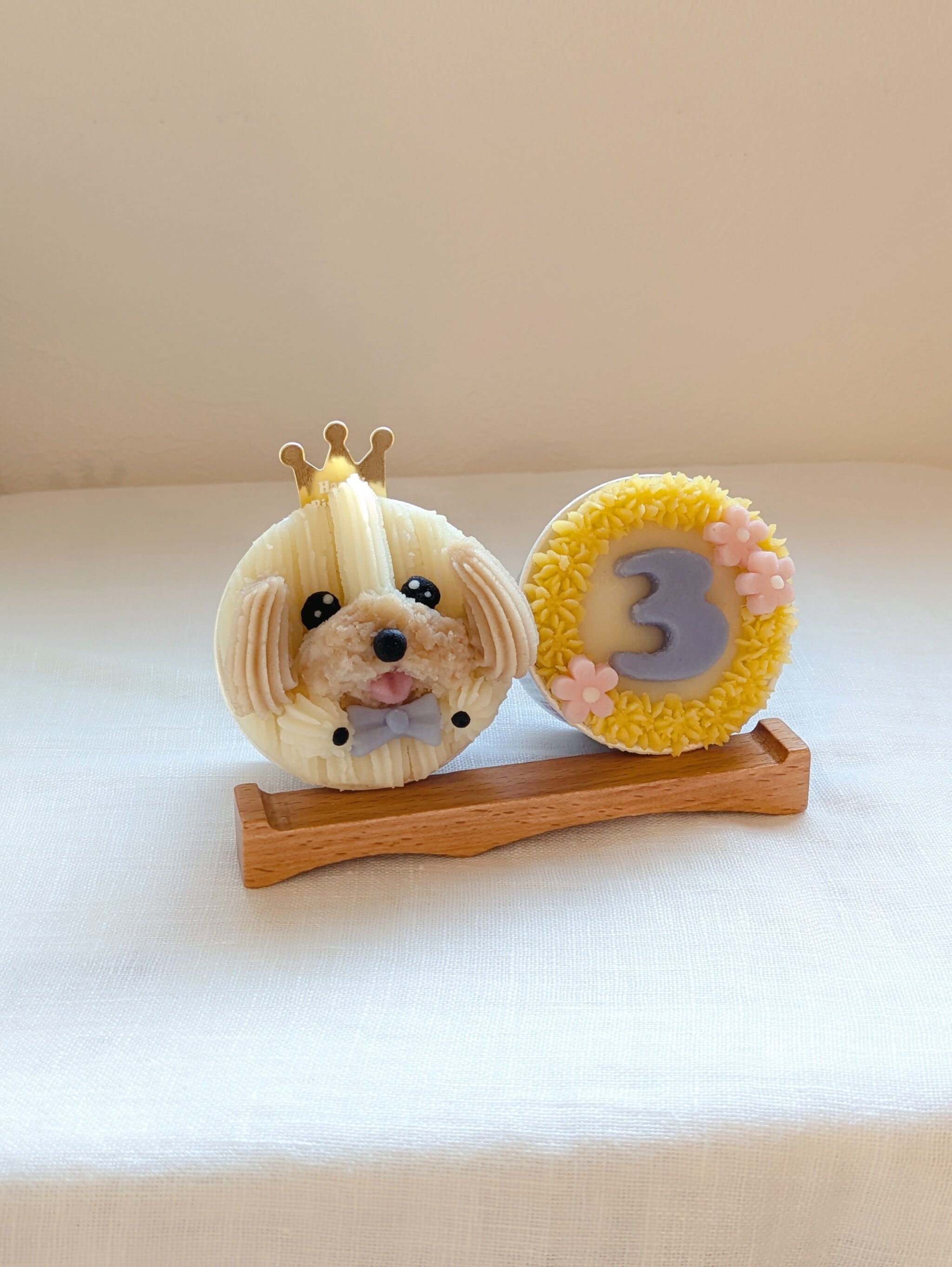 似顔絵カップケーキ お花&ワンちゃん 2個入り | kapukapu_dog