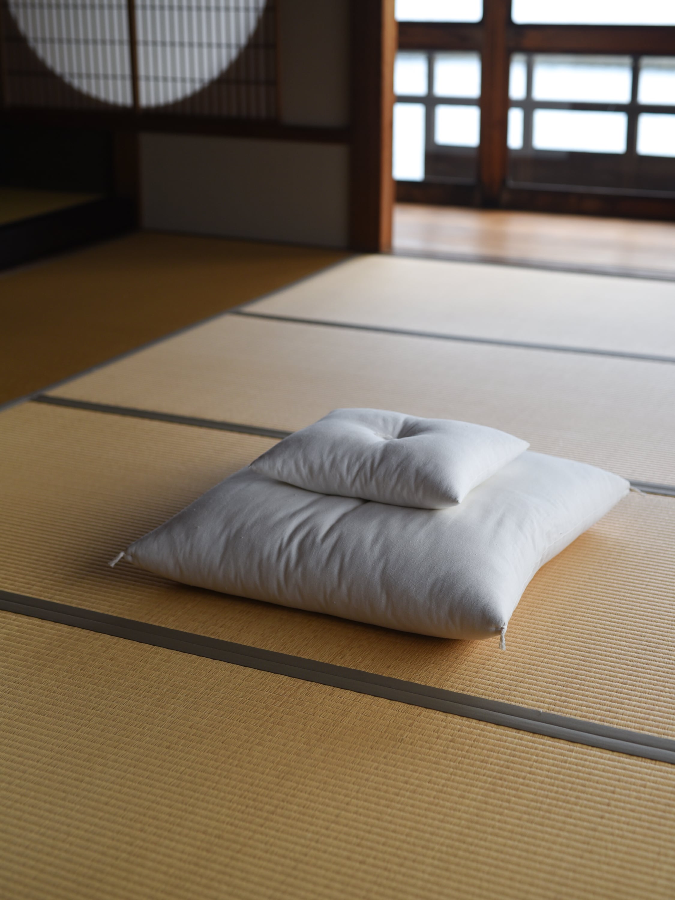 御茶屋跡オリジナル | 白い座布団（小） | 御茶屋跡
