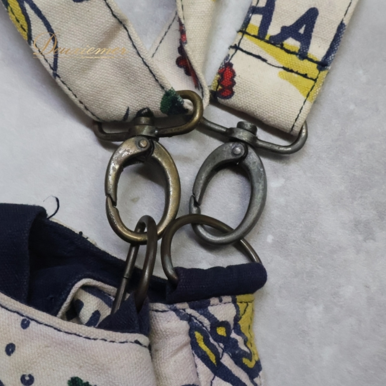 フラダンス 小物 バッグ トートバッグ カヒコ Kahiko ホワイト系 肩掛け カラフル 白 青 かわいい ハワイアン アロハ ハワイアンプリント フラ ダンス レッスン フラダンスバッグ トート ユニークデザイン ハワイ風 おしゃれ 旅行用カバン 軽量