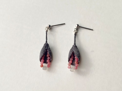 tsubomi pierce・earring    gray