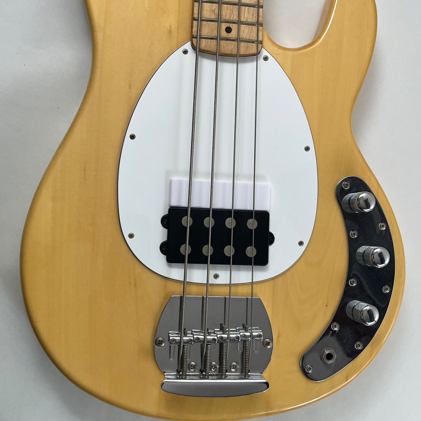 高さ調整可能なフィンガーランプ - MUSICMAN StingRayタイプ用 ハーフ