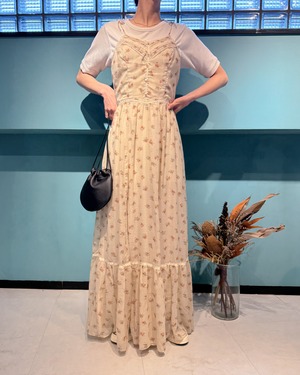 Vintage Cami Flower Back Ribbon Volume Dress