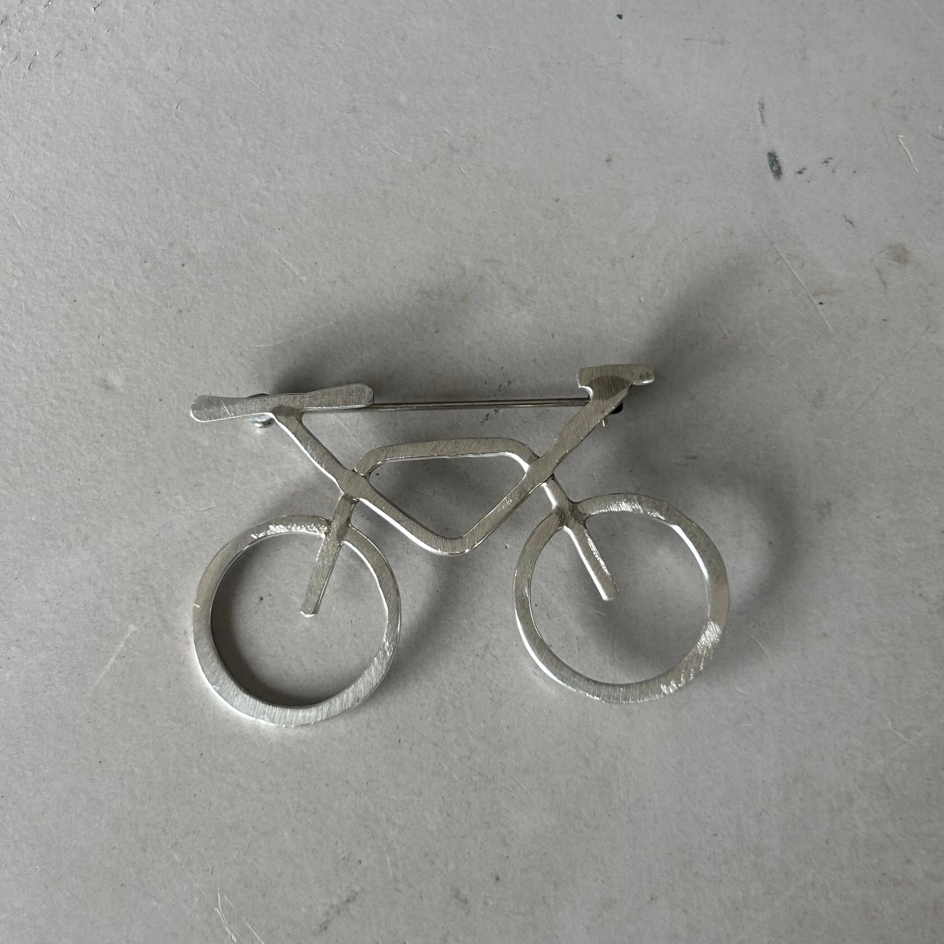 Lucy vintage silver