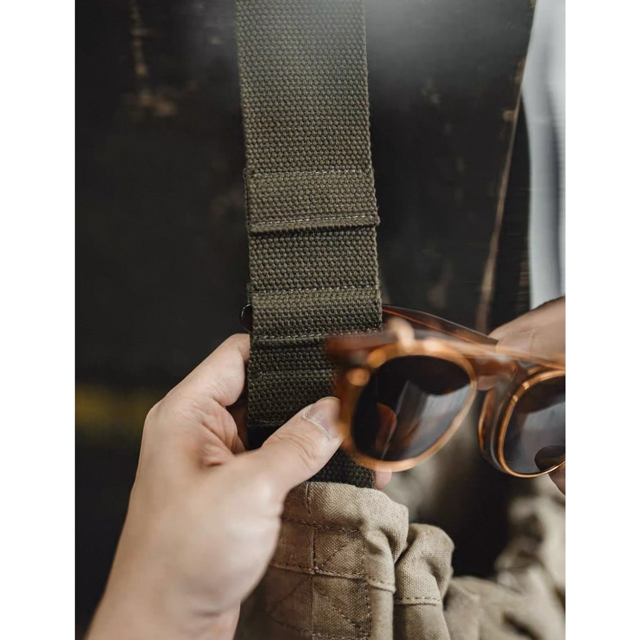 Vintage label sling bag 1148 - 13