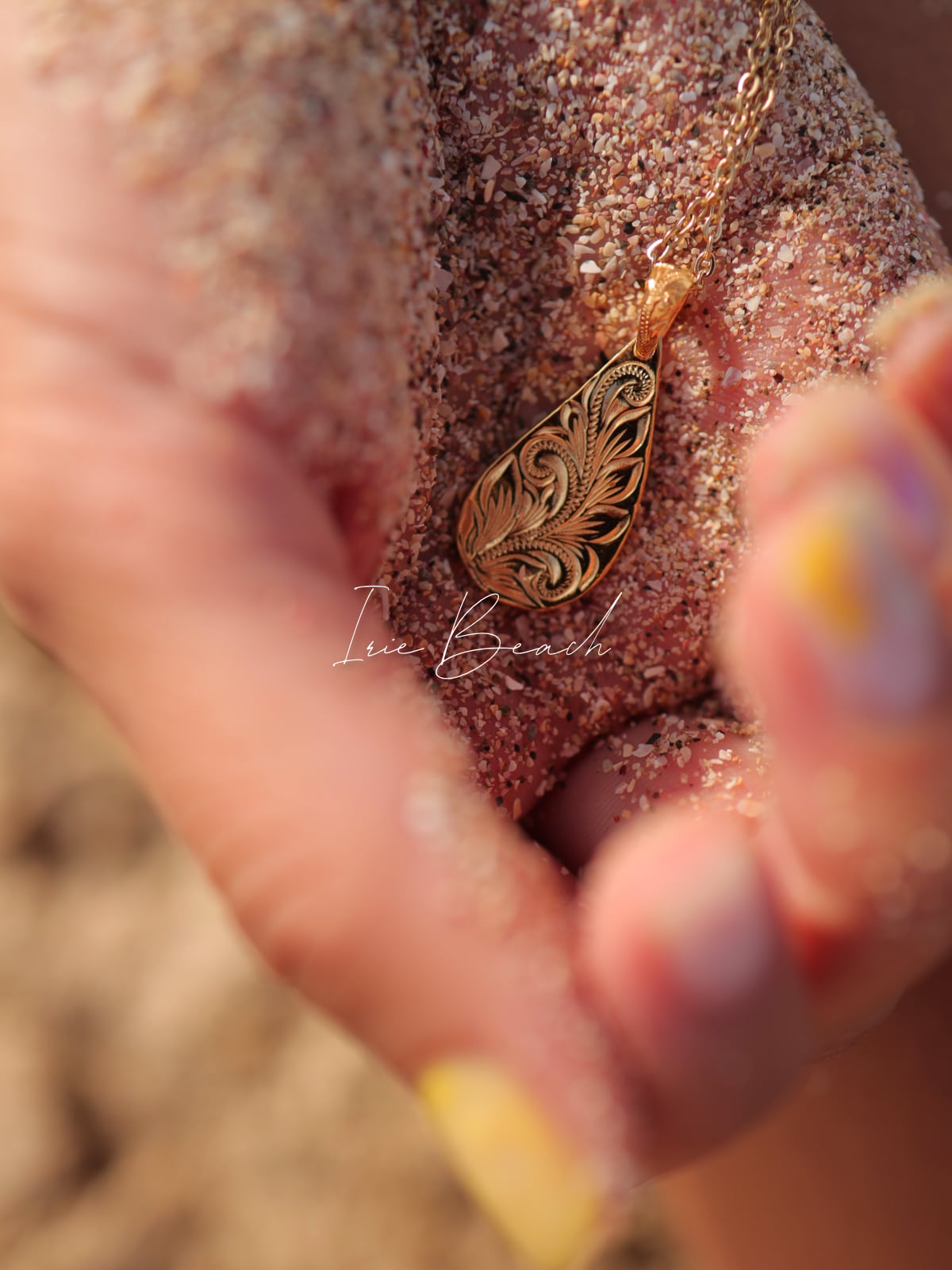 teardrop plate necklace | IRIEBEACH