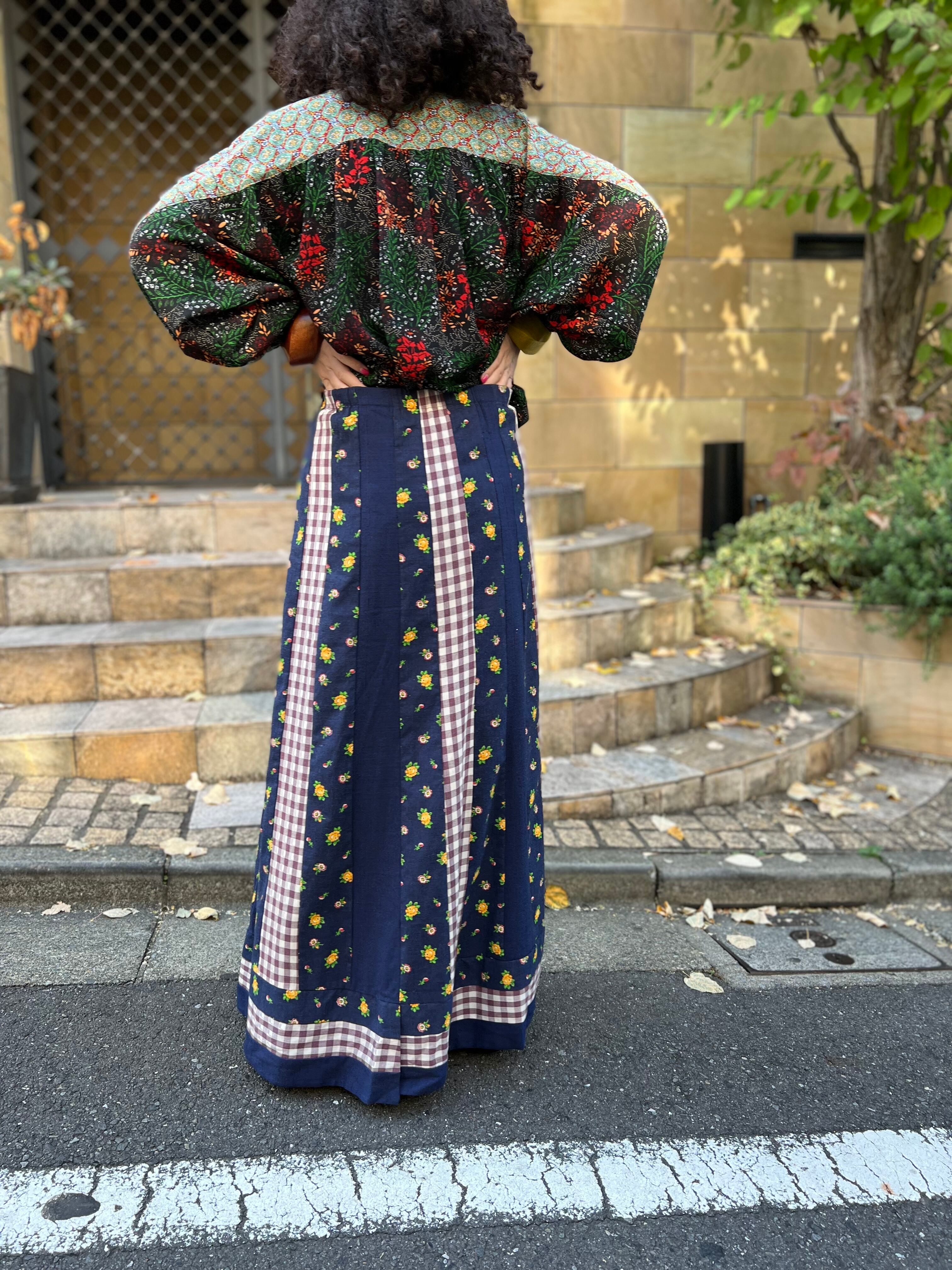 70s handmade navy floral × gingham check cotton long skirt