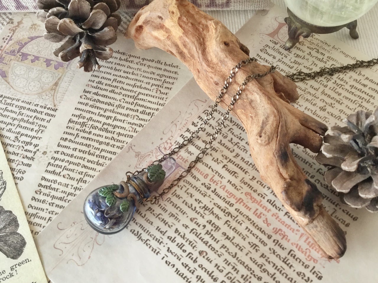 水晶】妖精の薬瓶ペンダント | 天然石ワイヤーアクセサリー専門店 Thistle