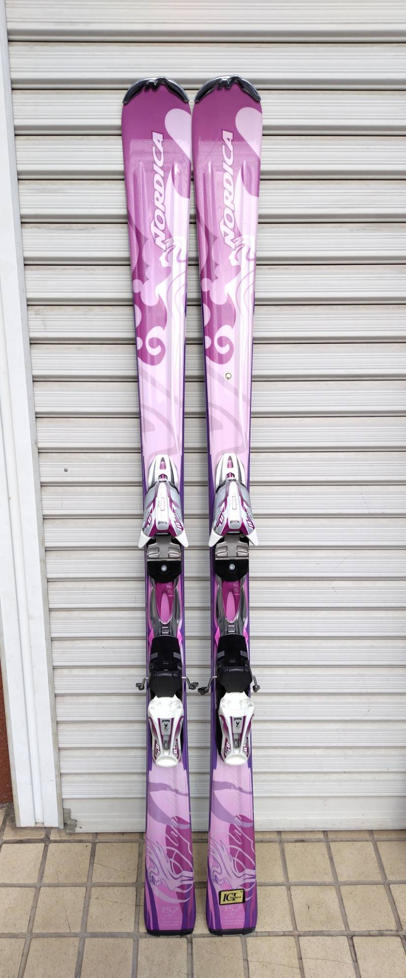 ノルディカ　紫色 152cm 女性用　スキー板 ノルディカ ノルディカ 紫色 152cm 女性用 スキー板 NORDICA フリー