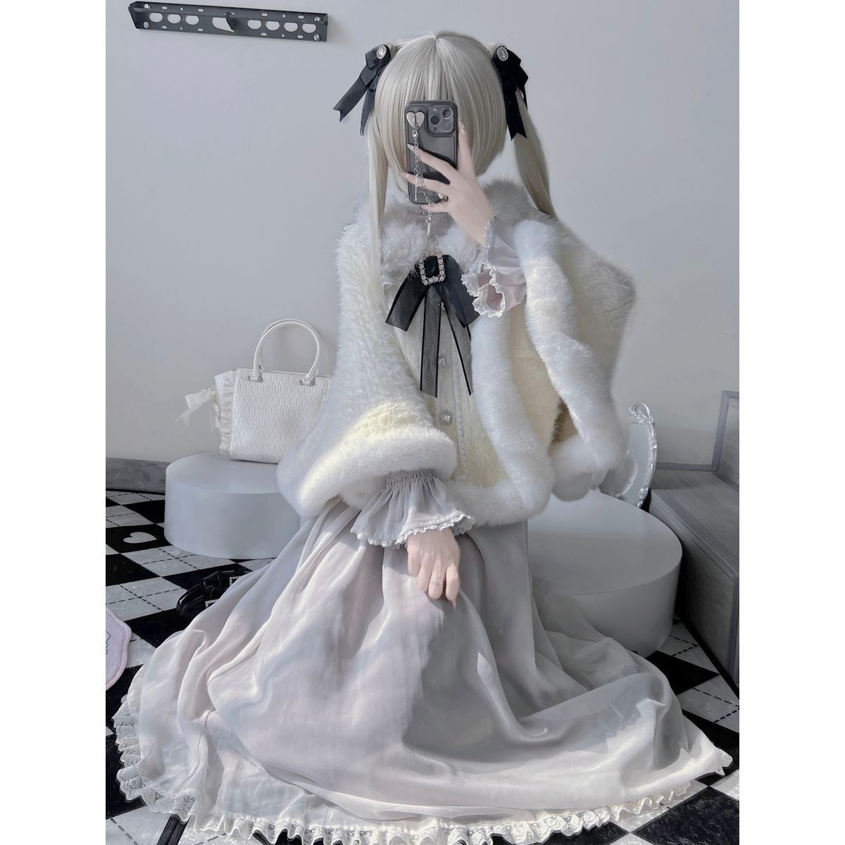 地雷系・量産型ファートリムケープコート | Maiden's Rêve