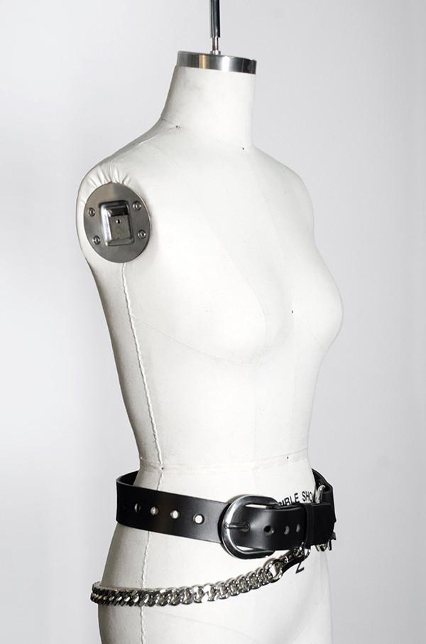 ZANA BAYNE ludlow belt with draped chain | angura (アングラ
