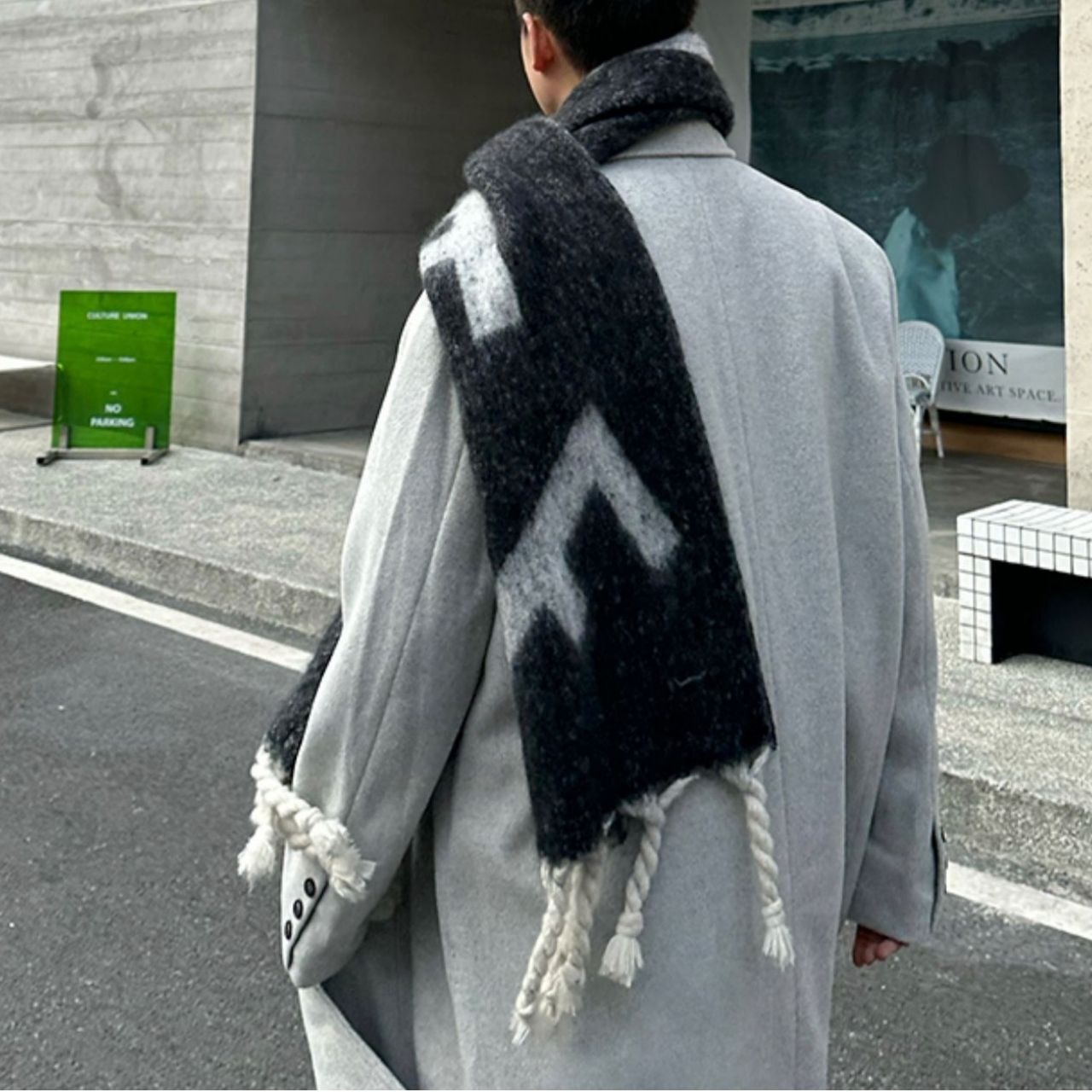 アルファベッドロングマフラー　1069