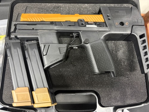 【中古品】SIG SAUER M17 カービンキット組み込み済み