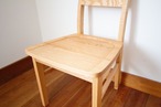 「お手入れは毎年の恒例行事に。柿渋塗りダイニングチェア。」　レッドオーク材/柿渋塗り/ダイニングセット