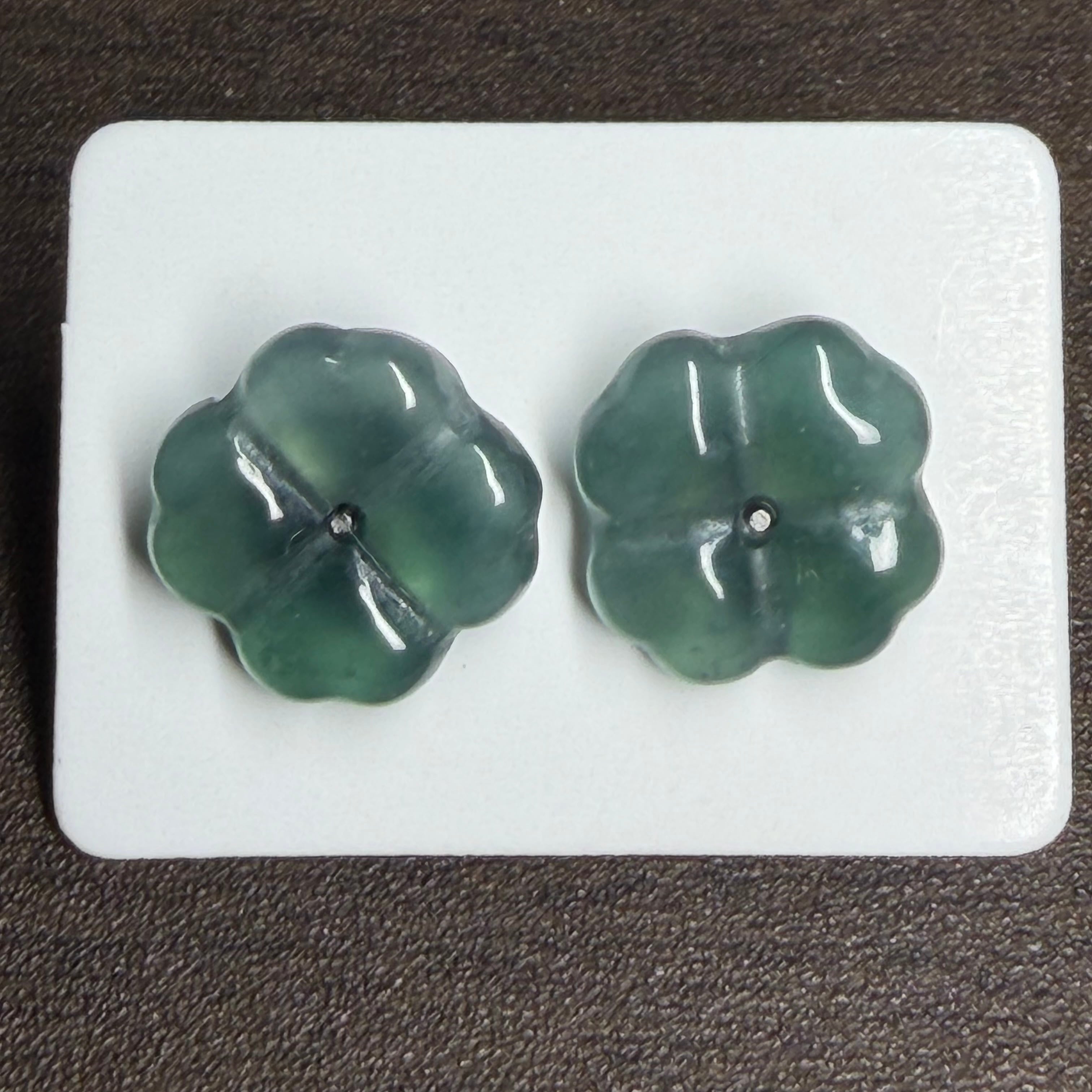 本翡翠ピアス 四葉 無着色 無含浸 可愛い グァテマラ産 | FARBE