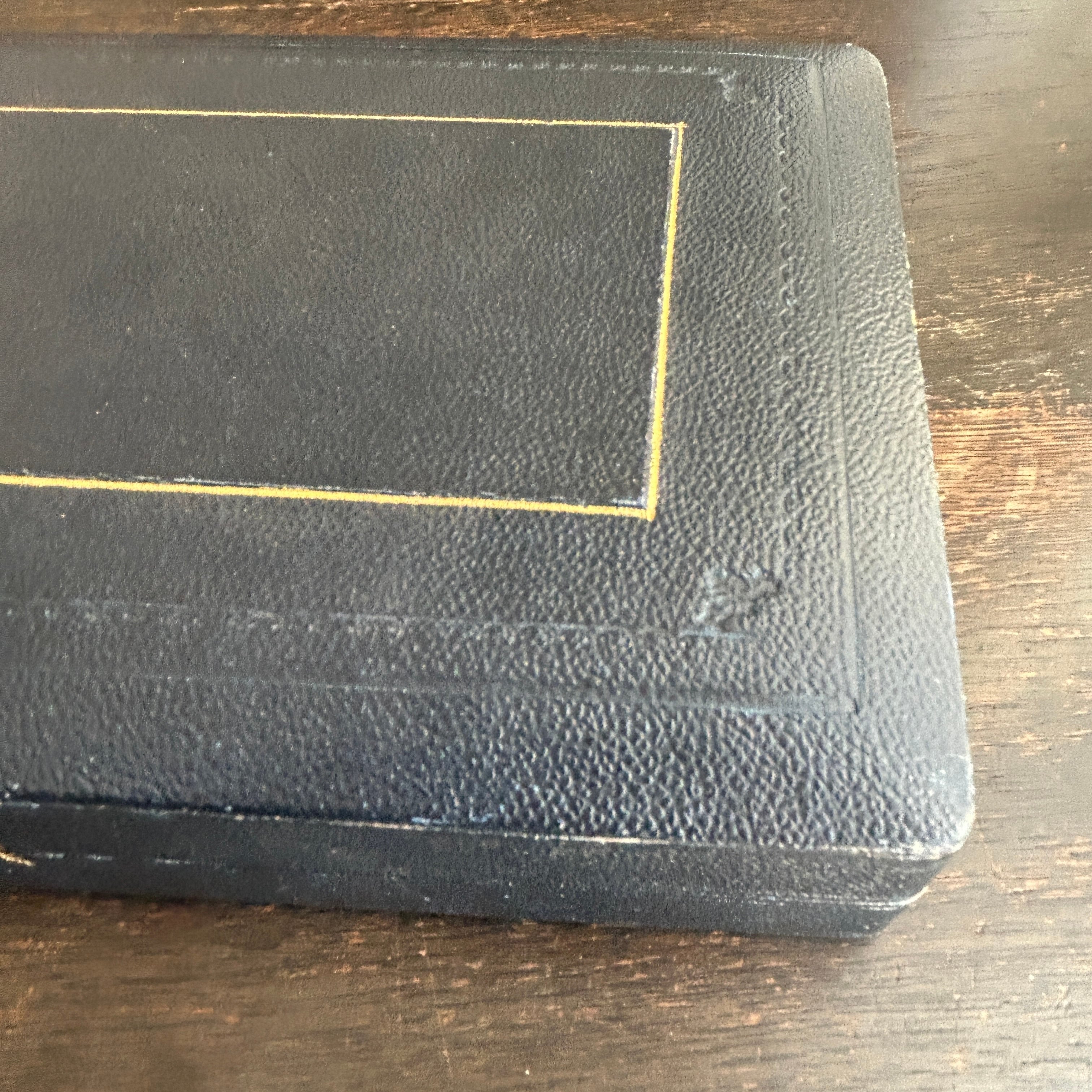 Vintage リングコレクションケースB 中型ハイカラ