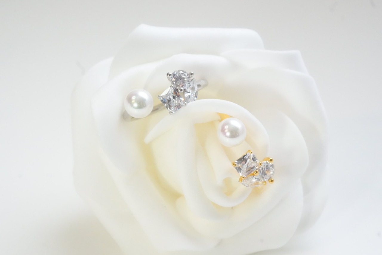 pearl cubic ring