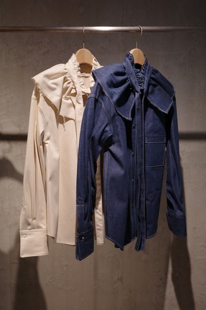 pelleq/FRILLED DENIM SHIRT