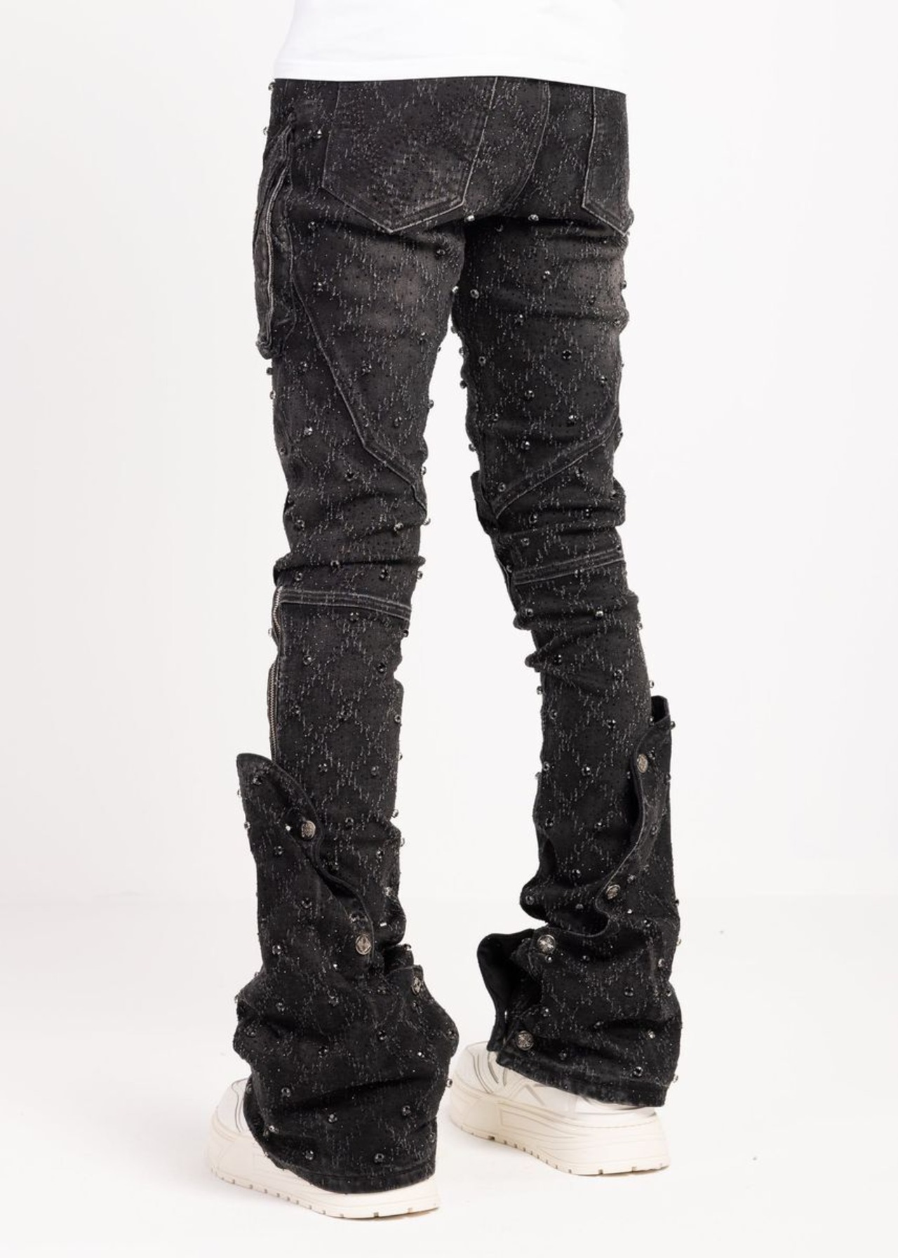 GUAPI / obsidian black coffin arc embellished denim