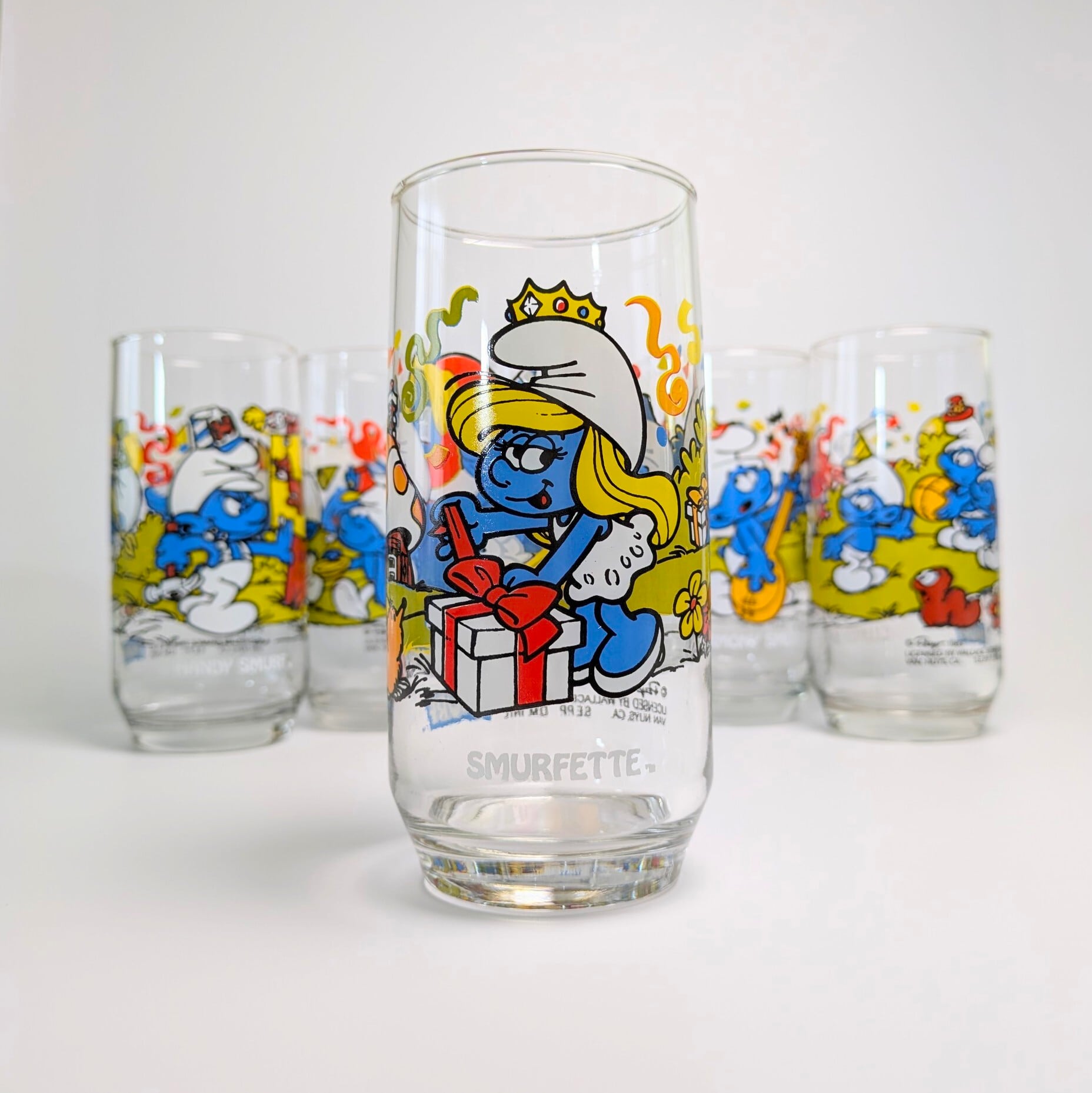 ☆ VINTAGE 1983☆【 SMURF / スマーフ 】 Hardee's / ハーディーズ ノベルティグラス 『 SMURFETTE 』/ ビンテージ コップ〚アメリカン雑貨 アメトイ〛