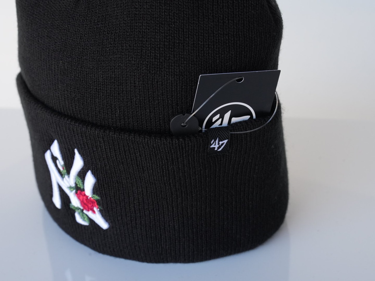 Yankees'47 ニューヨーク ヤンキース CUFF KNIT Thorn ブラック butterfly