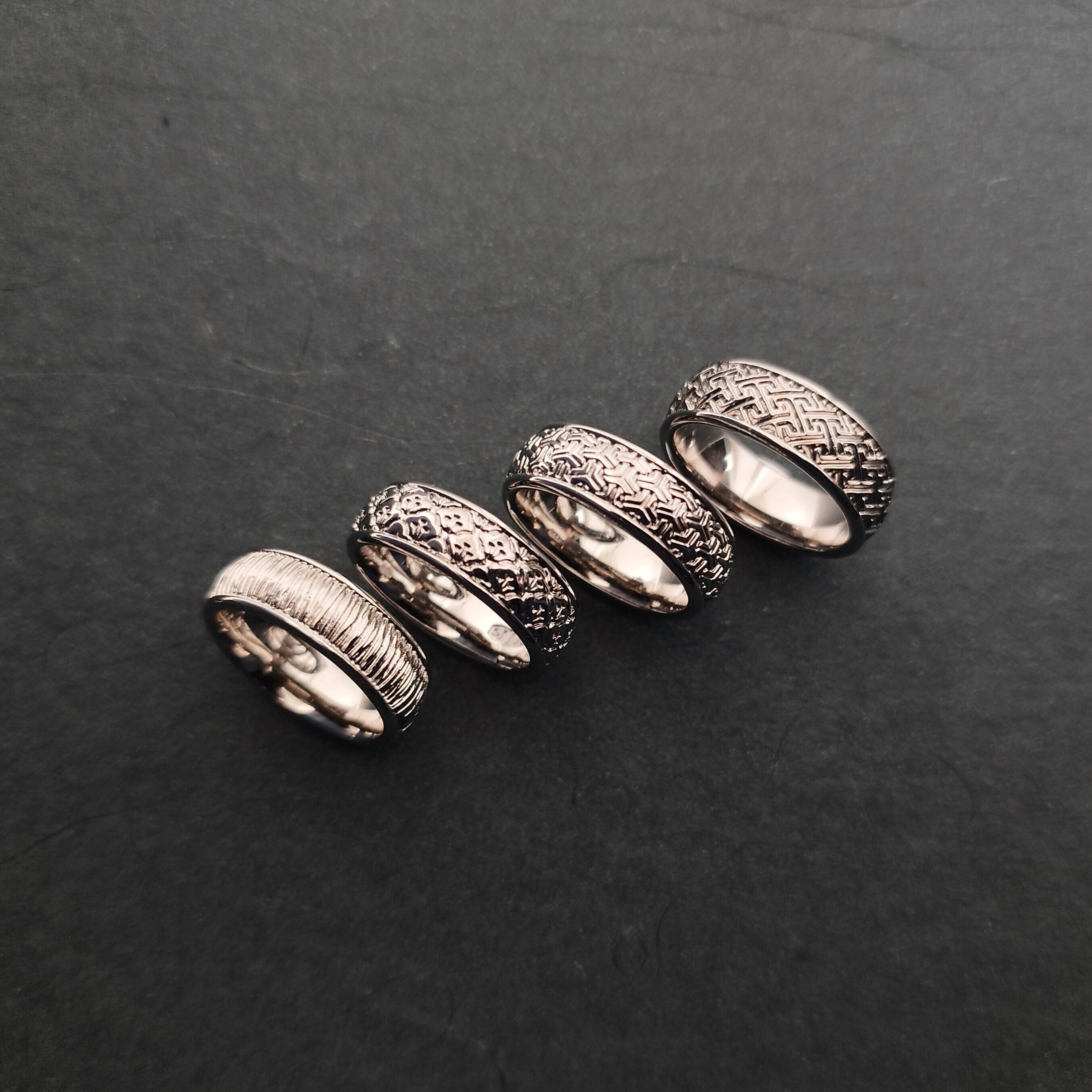 手作りのシルバーリング Moyou (模様) Mitsu Kikkou ( 三つ亀甲 ) | siTis