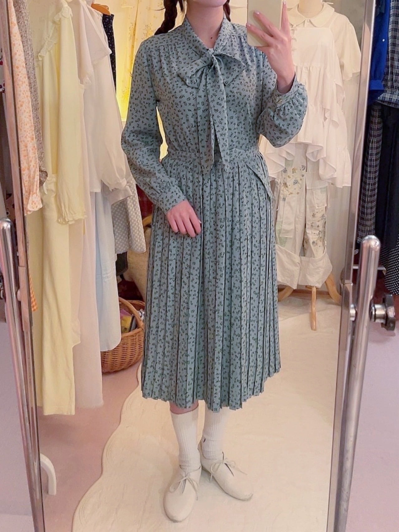 mini leaf ribbon tie one-piece