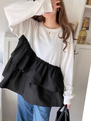 バイカラー アシメ ティアード ロンT レディース トップス カットソー プルオーバー チュニック 丈長 ミディアム 長袖 ラウンドネック 襟なし アシンメトリー 切り替え ドレープ フェミニン ハイウエスト 配色 かわいい 大人可愛い きれいめ シンプル カジュアル おしゃれ こなれ感 ルーズ 個性的 存在感 無地 春 秋 冬 ママ 通勤 学生 学校 通学 デート お出かけ 旅行 公園 女子会 休日 韓国 体型カバー 普段使い 着回し S M L XL ゆったり 白 ホワイト 黒 ブラック