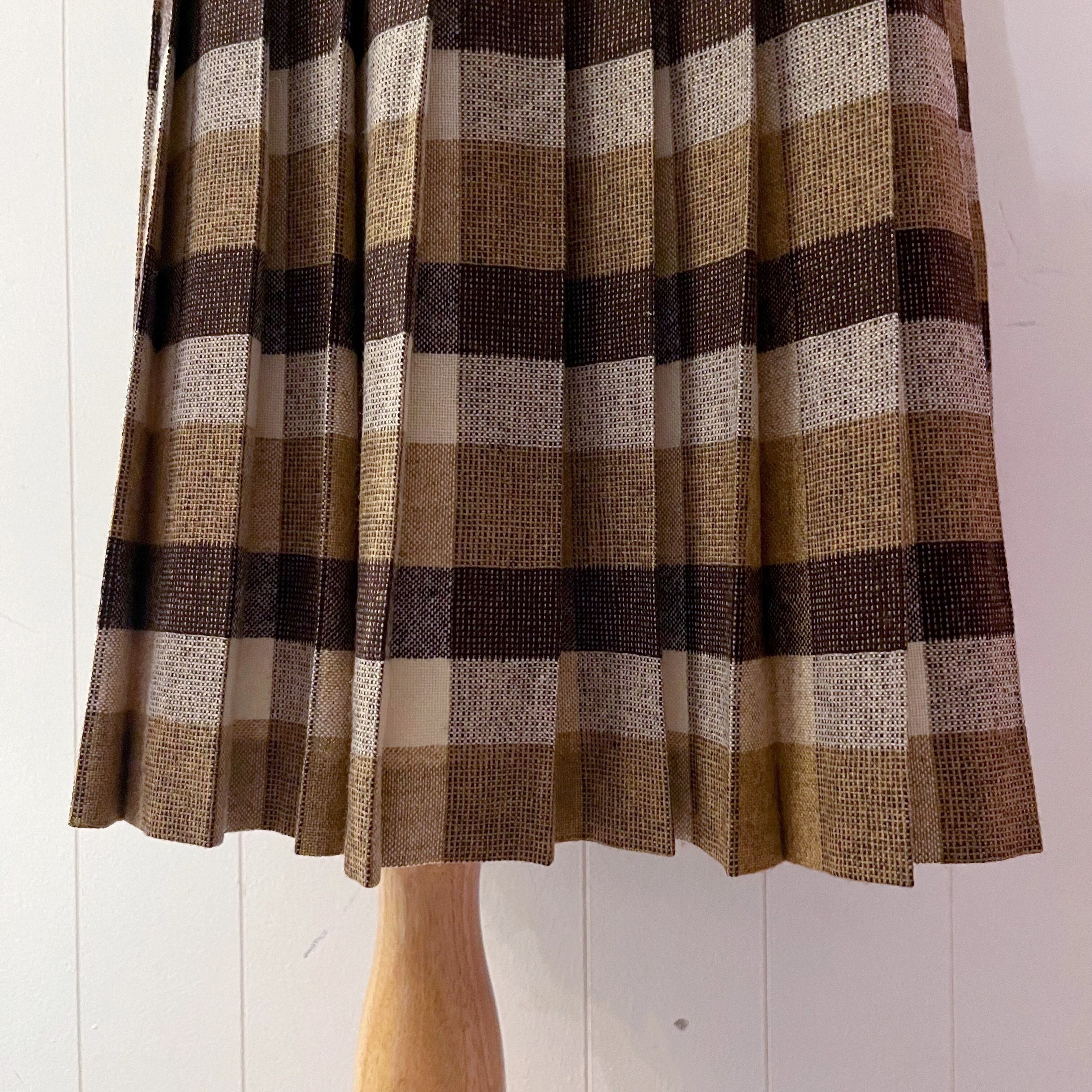 brown block check tuck skirt