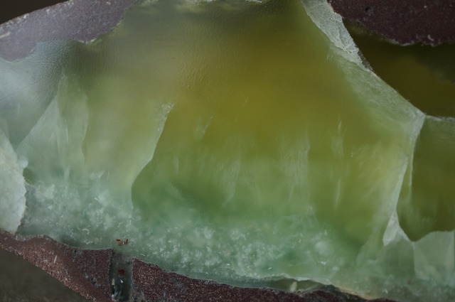 オーストラリア産プレナイト Prehnite 2382