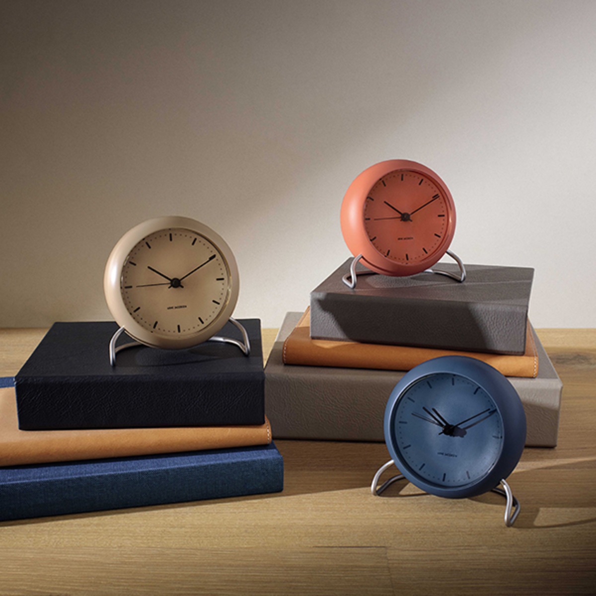 TABLE CLOCK CITY HALL［ARNE JACOBSEN］ | REAL Style online shop
